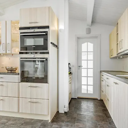 Lovely In With Kitchen * Ølsted