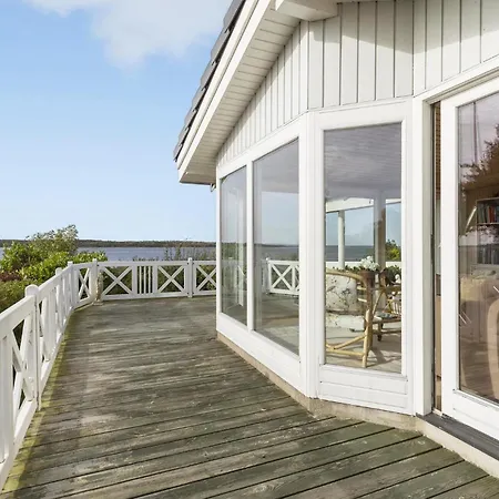 Lovely In With Kitchen